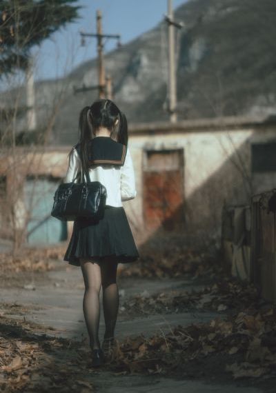 韩国伦理电影姐姐的朋友_720超清在线观看
