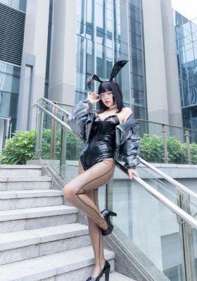 年轻漂亮母亲_完整版在线观看